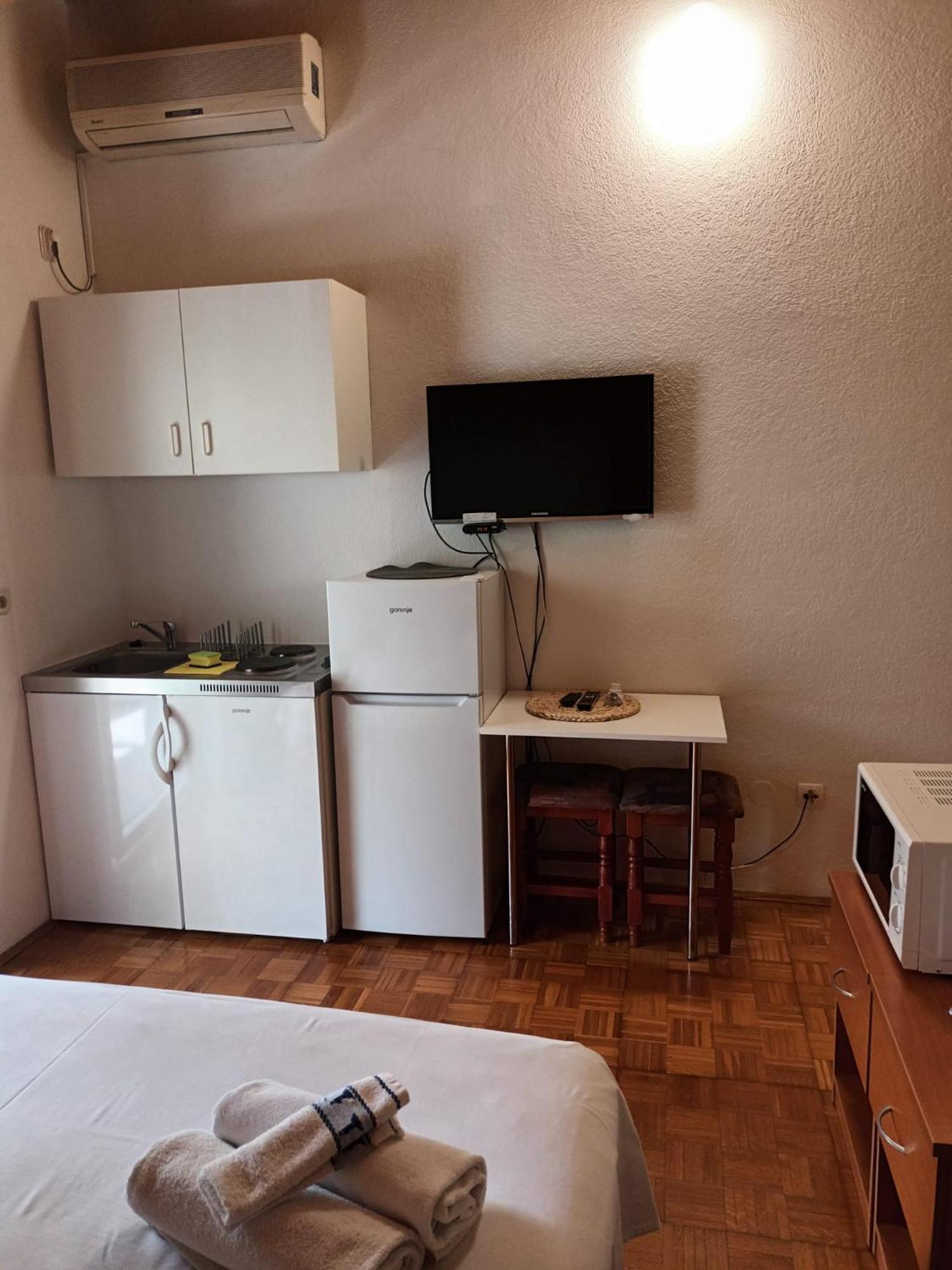 Apartment Mrkic Biograd Na Moru Exterior photo