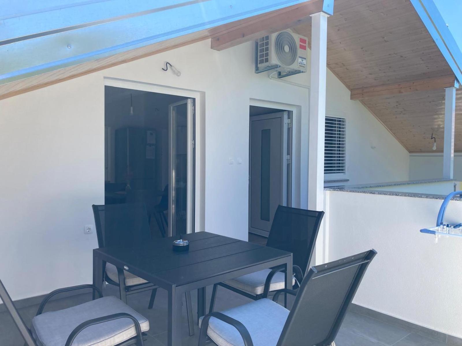 Apartment Mrkic Biograd Na Moru Exterior photo