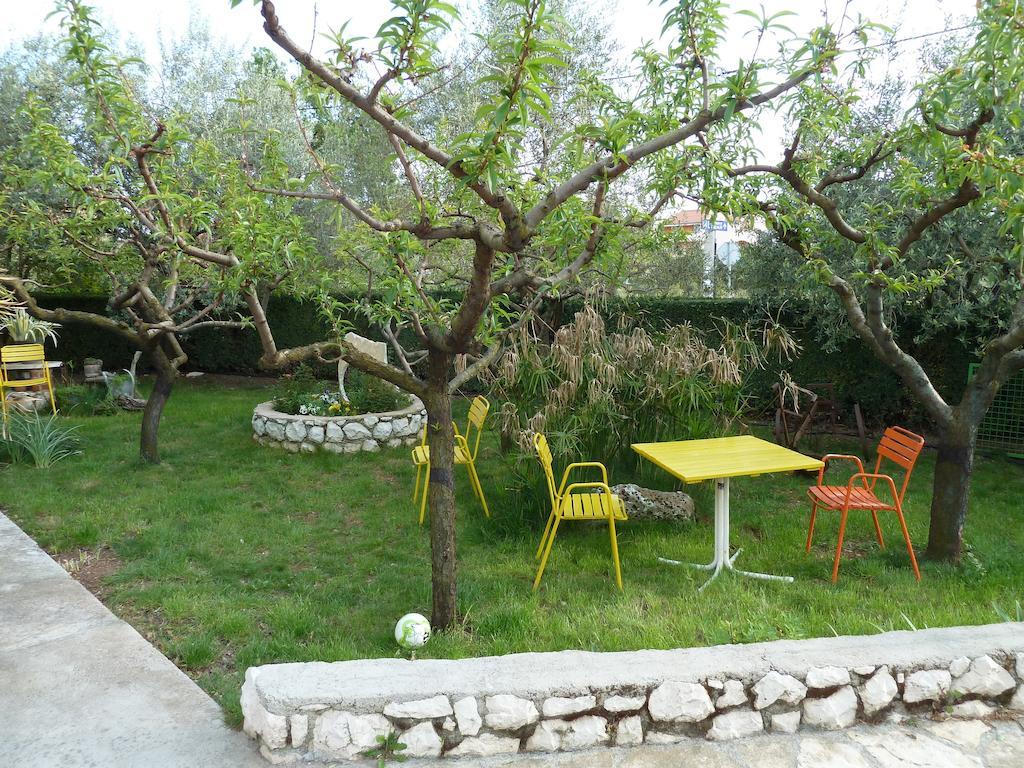 Apartment Mrkic Biograd Na Moru Exterior photo