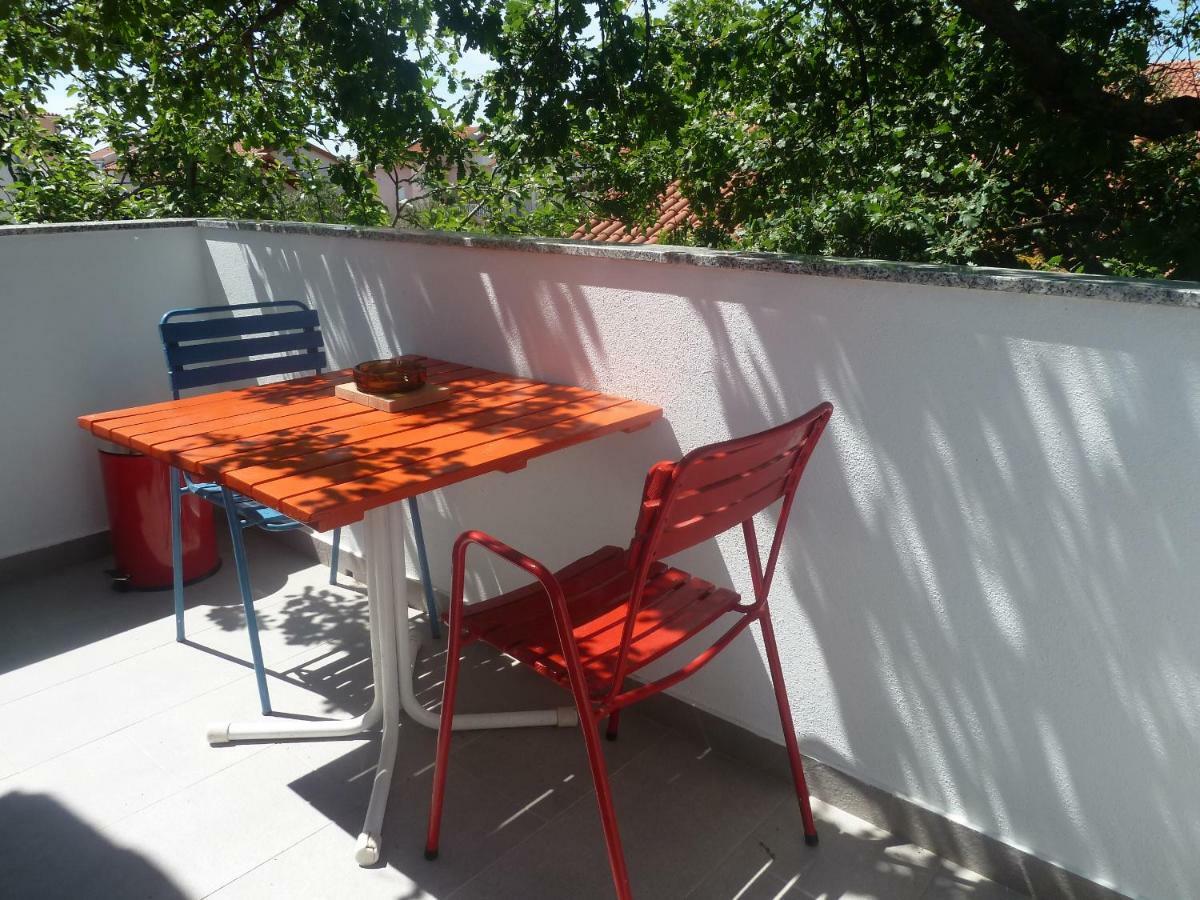 Apartment Mrkic Biograd Na Moru Exterior photo