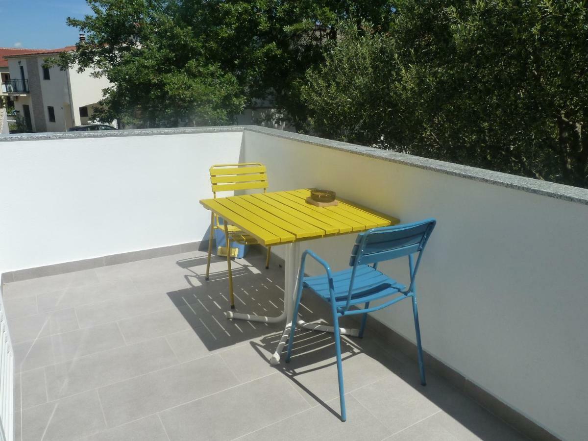 Apartment Mrkic Biograd Na Moru Exterior photo