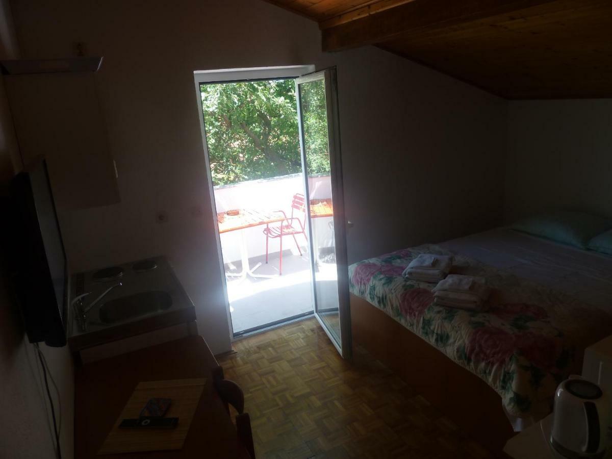 Apartment Mrkic Biograd Na Moru Exterior photo